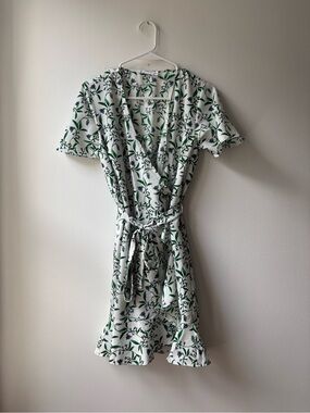 Lush Floral Print Short-Sleeve Wrap Dress